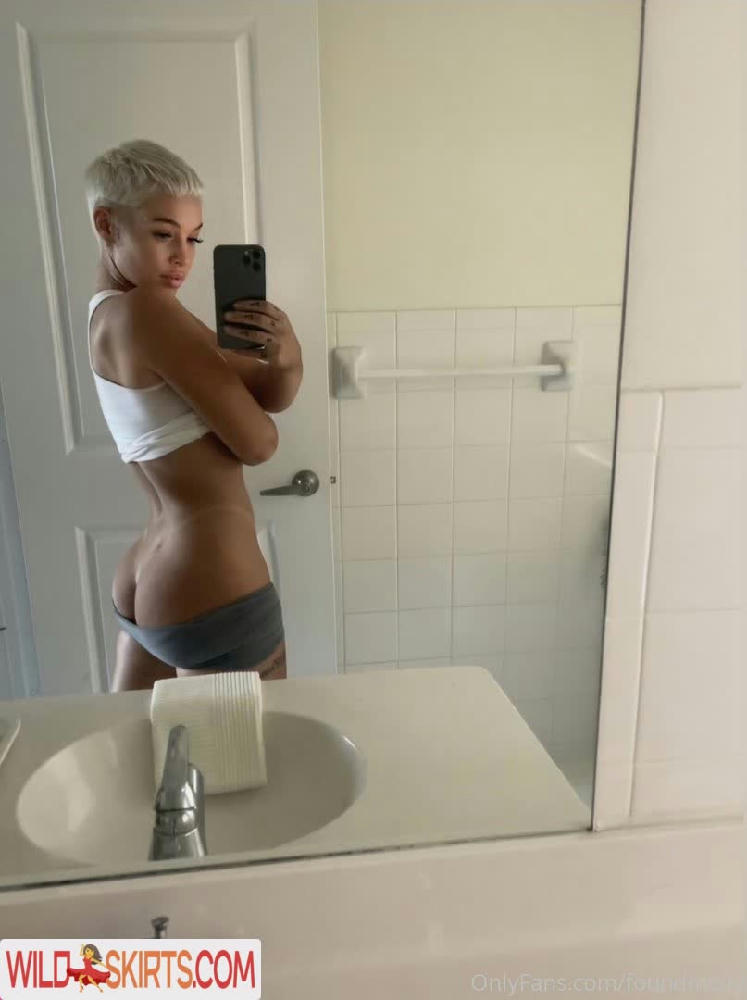 foundmolly / biggiesmolls_ / foundmolly nude OnlyFans, Instagram leaked photo #8