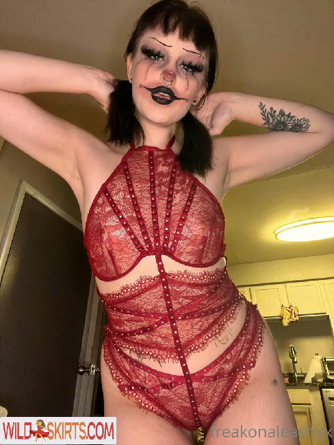 freakonaleashxx / freakonaleashpets / freakonaleashxx nude OnlyFans, Instagram leaked photo #9