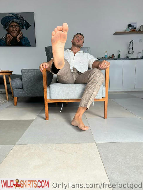 freefootgod / freefootgod / freethegod_ nude OnlyFans, Instagram leaked photo #48