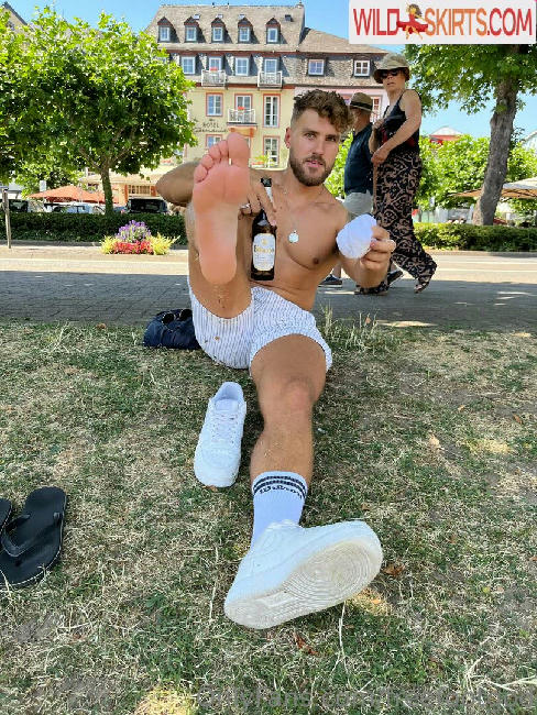 freefootgod / freefootgod / freethegod_ nude OnlyFans, Instagram leaked photo #85