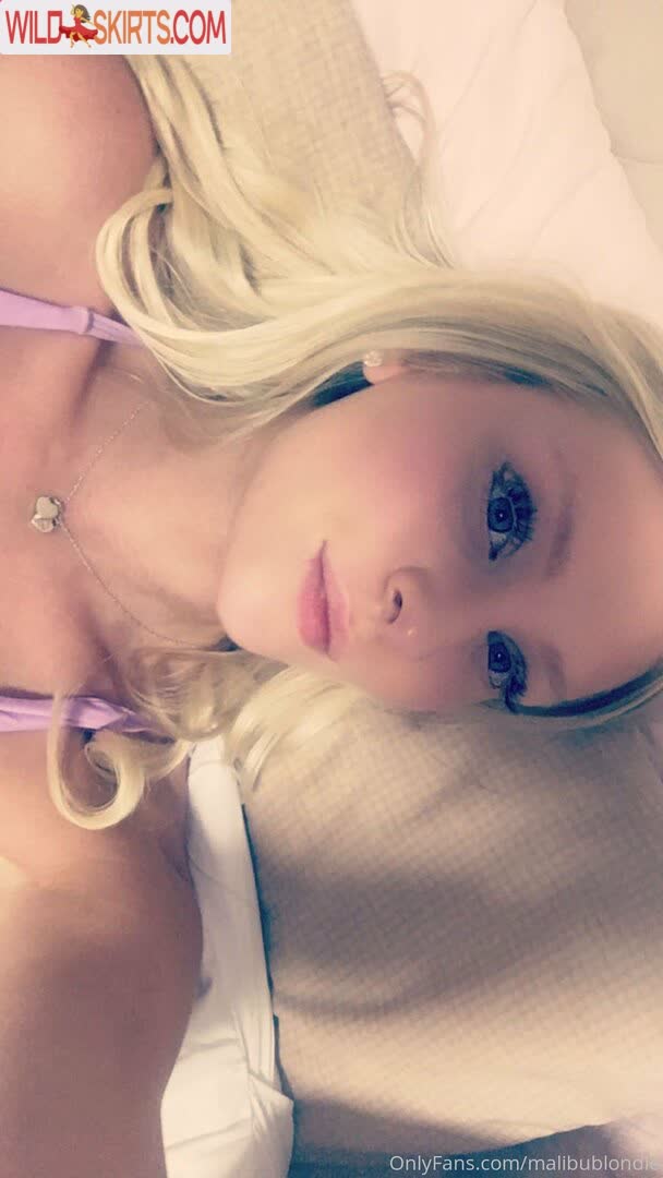 Freshmanblondie18 nude leaked photo #85