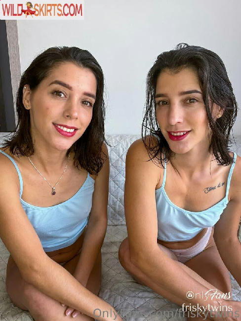 Frisky Twins / FriskyAna / FriskyIsa / frisky_ana / friskytwins nude OnlyFans, Instagram leaked photo #79