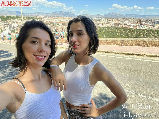 Frisky Twins / FriskyAna / FriskyIsa / frisky_ana / friskytwins nude OnlyFans, Instagram leaked photo #114