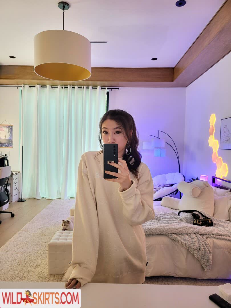 Fuslie nude leaked photo #19