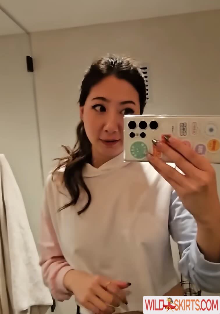 Fuslie nude leaked photo #74