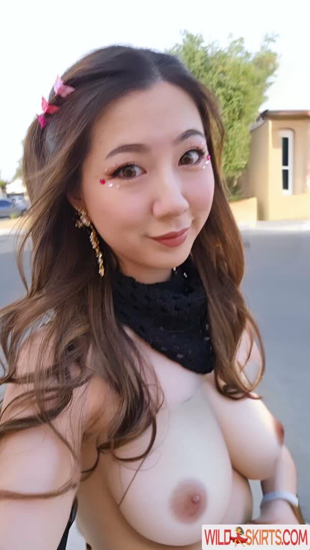 Fuslie nude leaked photo #239