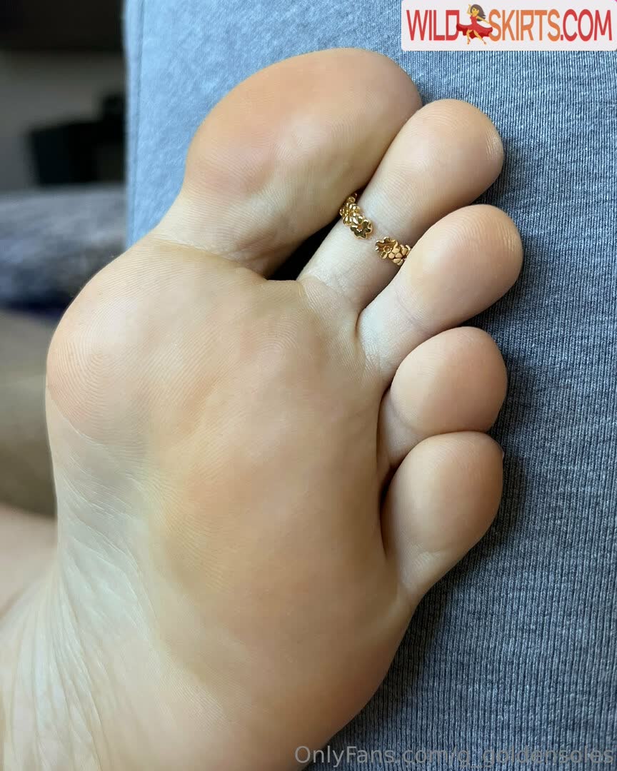 G_goldensoles nude leaked photo #47