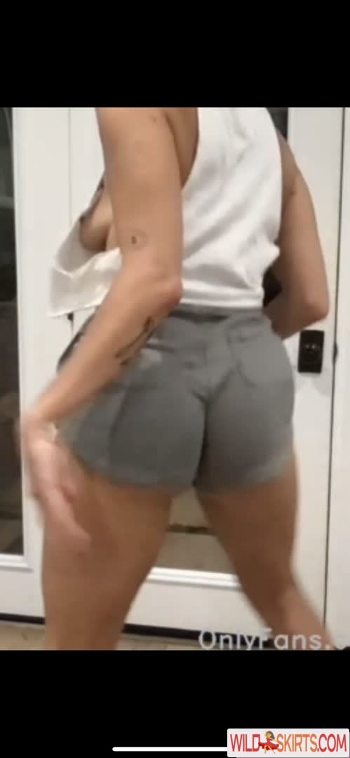 Gabbie Hanna / gabbiehanna / theinfamousbabz / youtuber nude OnlyFans, Instagram leaked photo #10