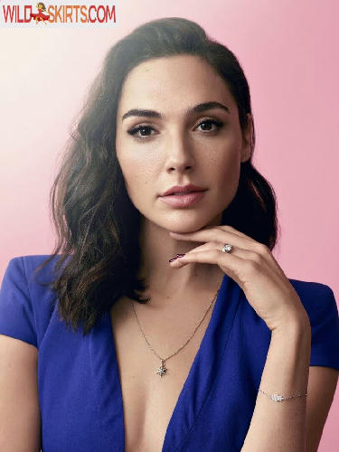 gal_gadot / GalGadotUSA1 / gal_gadot / inked_hriss nude OnlyFans, Instagram leaked photo #40