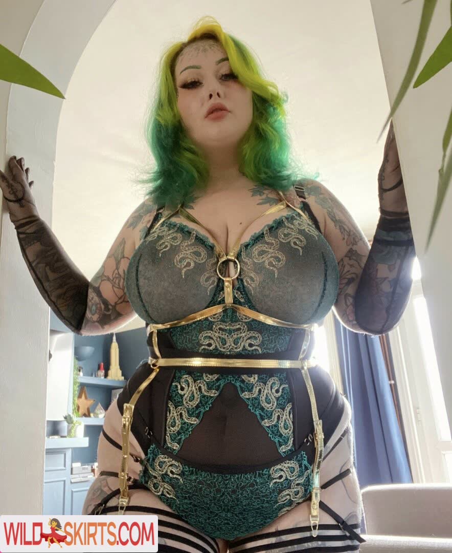 GaldaLou nude leaked photo #15