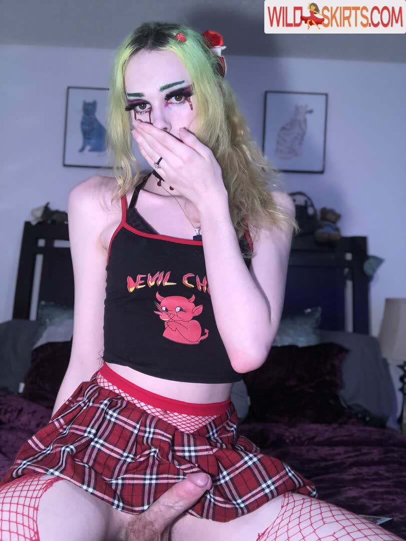 genericgothgf / GenriceGothGF / generic_goth_gf / genericgothgf nude OnlyFans, Instagram leaked photo #1