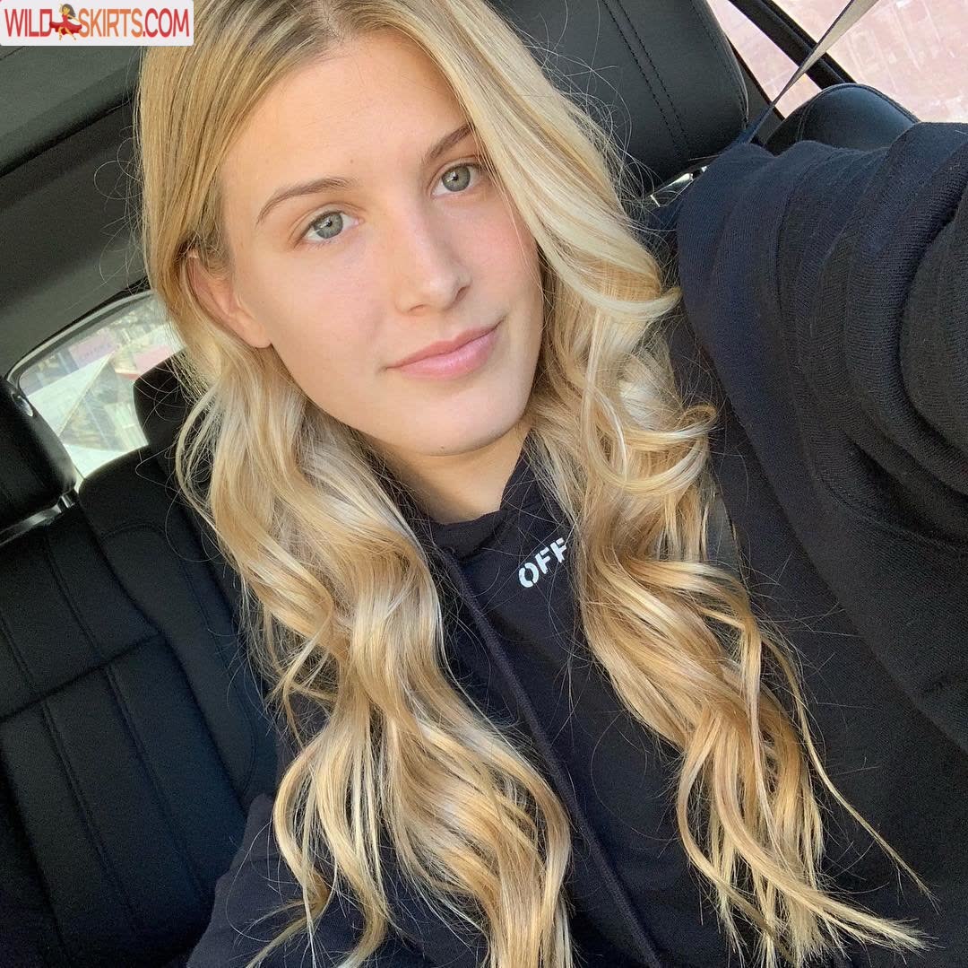 Genie Bouchard / geniebouchard nude Instagram leaked photo