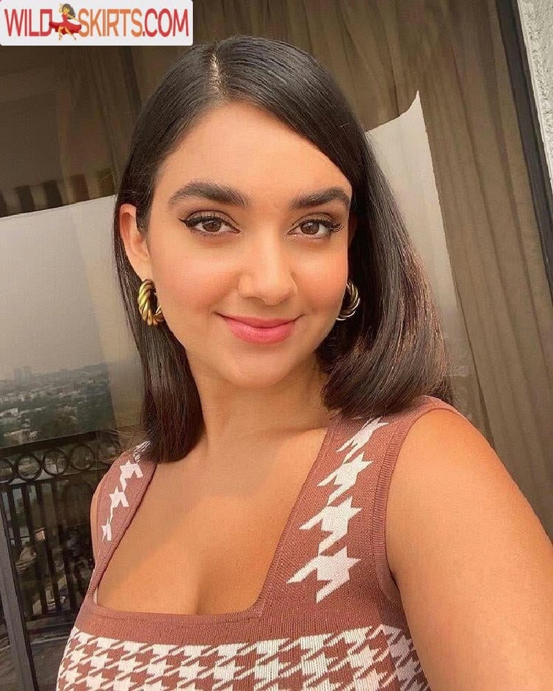 Geraldine Viswanathan / yoyogeraldine nude Instagram leaked photo #24