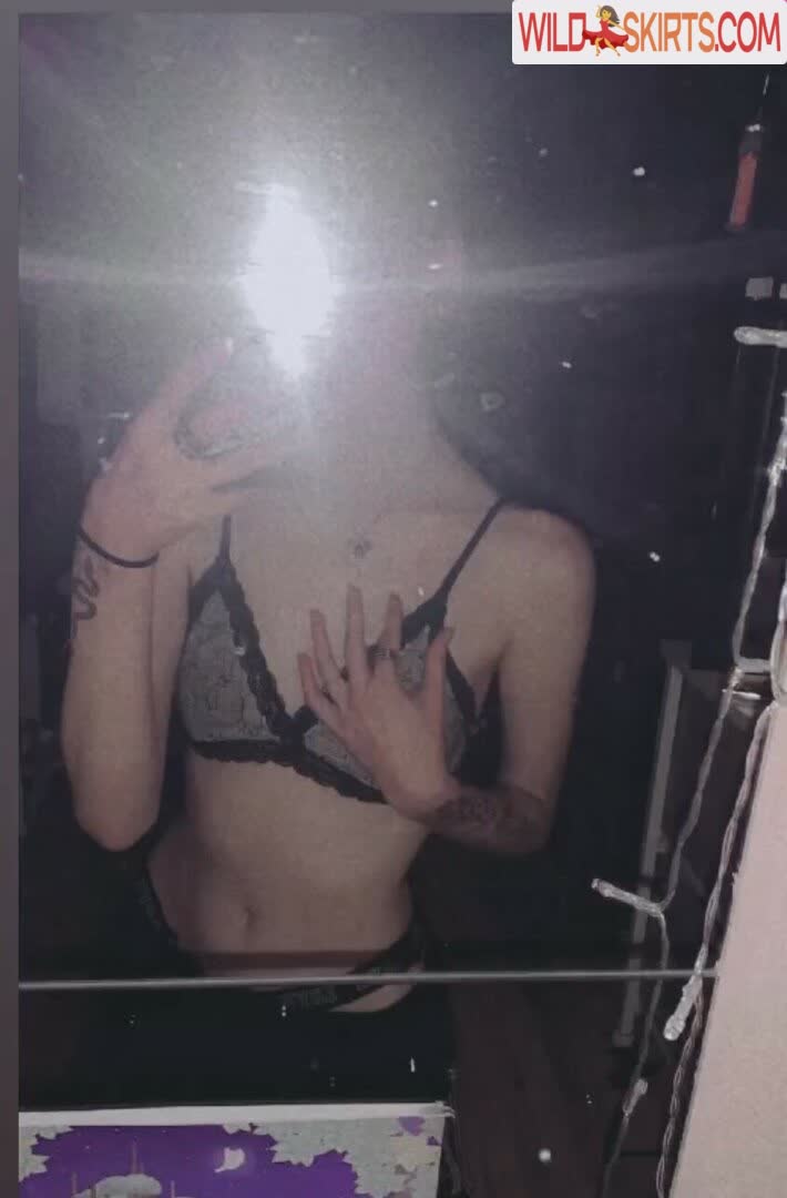 Gh0st._.pixie nude leaked photo #46