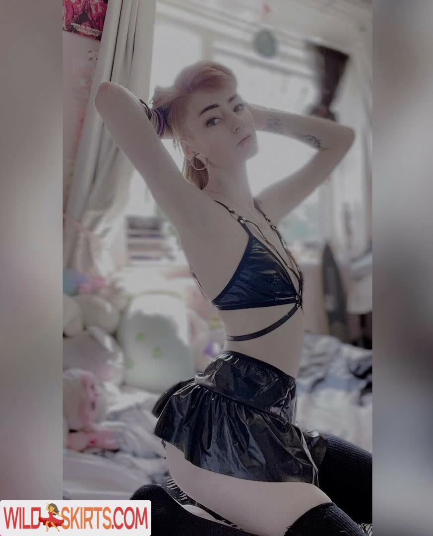 gh0st._.pixie / Bat Brookes / Løu Förest / Msgh0stpixie / abrattypixie / babypumpkin / msghostie_ / xopixiekittyxo nude OnlyFans, Instagram leaked photo #2