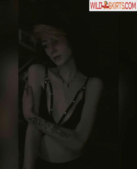 gh0st._.pixie / Bat Brookes / Løu Förest / Msgh0stpixie / abrattypixie / babypumpkin / msghostie_ / xopixiekittyxo nude OnlyFans, Instagram leaked photo #50