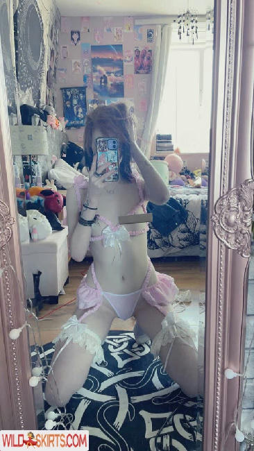 gh0st._.pixie / Bat Brookes / Løu Förest / Msgh0stpixie / abrattypixie / babypumpkin / msghostie_ / xopixiekittyxo nude OnlyFans, Instagram leaked photo #63