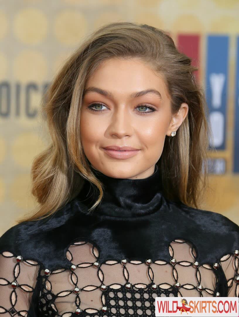 Gigi Hadid nude leaked photo #9