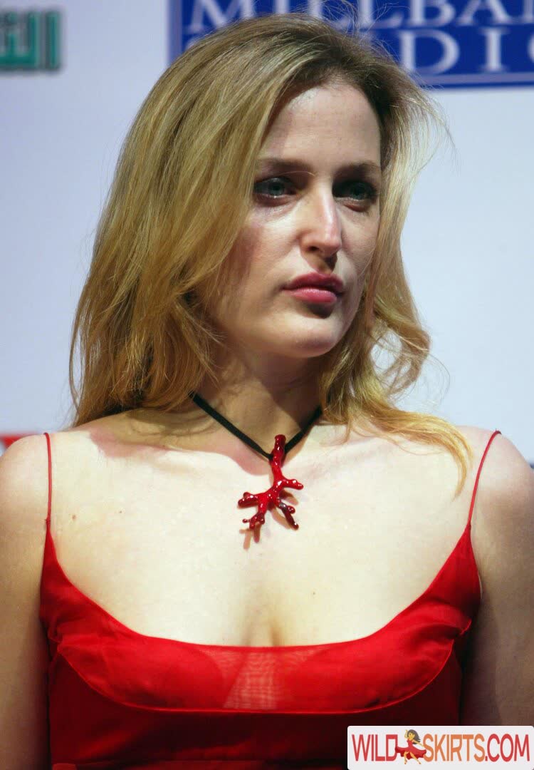 Gillian Anderson nude leaked photo #263