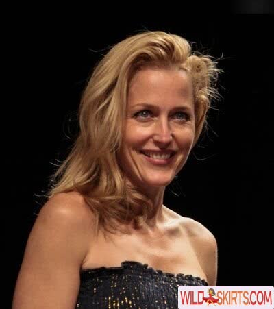 Gillian Anderson nude leaked photo #383