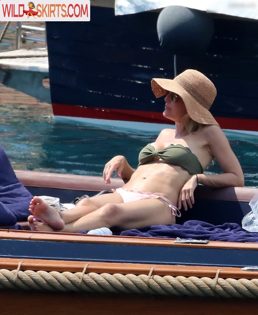 Gillian Anderson / gilliana nude Instagram leaked photo #19