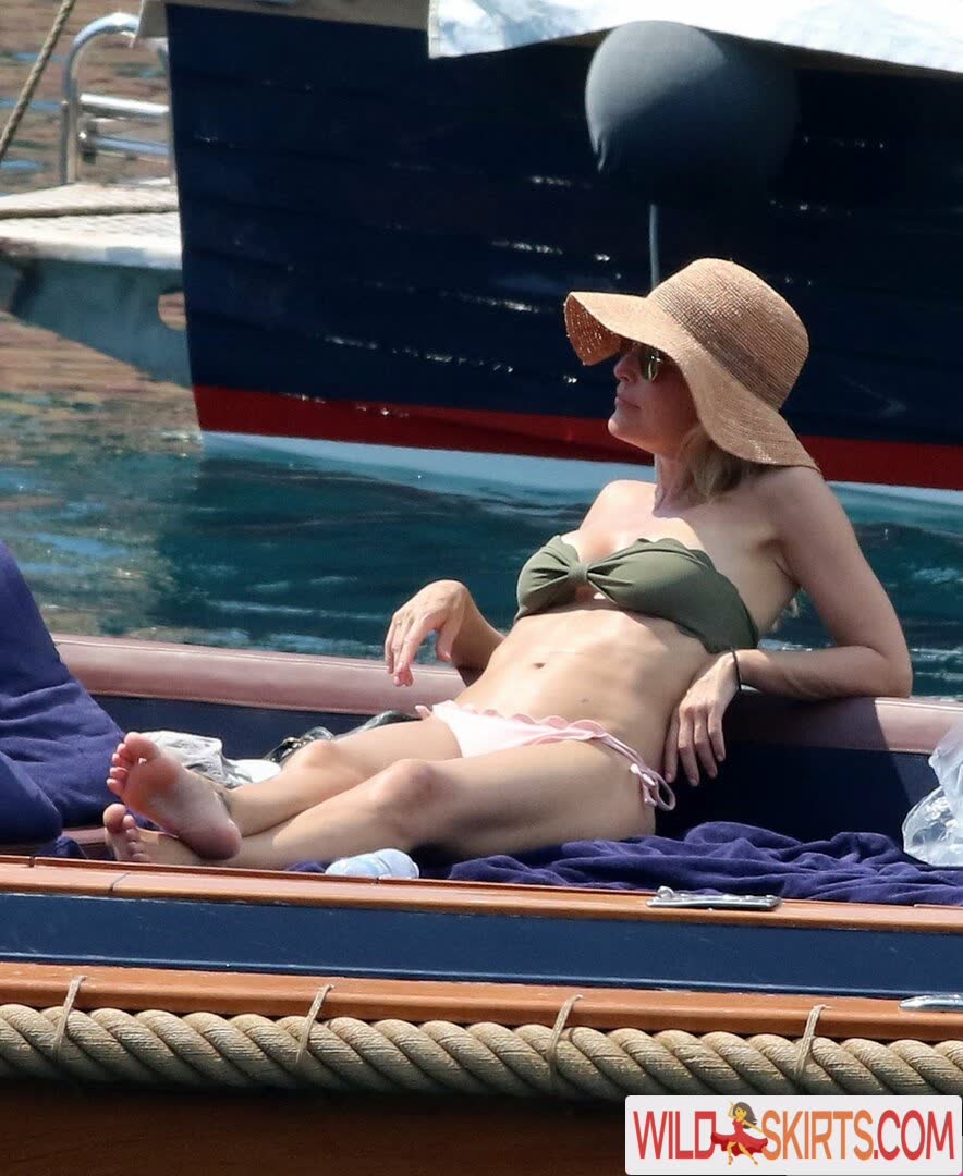 Gillian Anderson / gilliana nude Instagram leaked photo #11