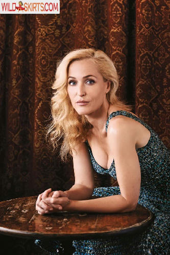 Gillian Anderson / gilliana nude Instagram leaked photo #48