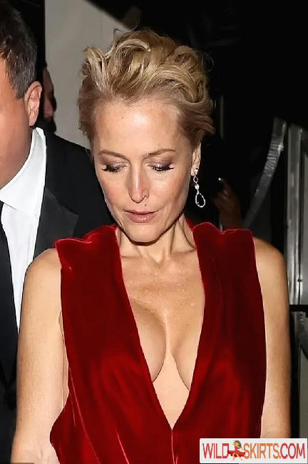 Gillian Anderson / gilliana nude Instagram leaked photo #210