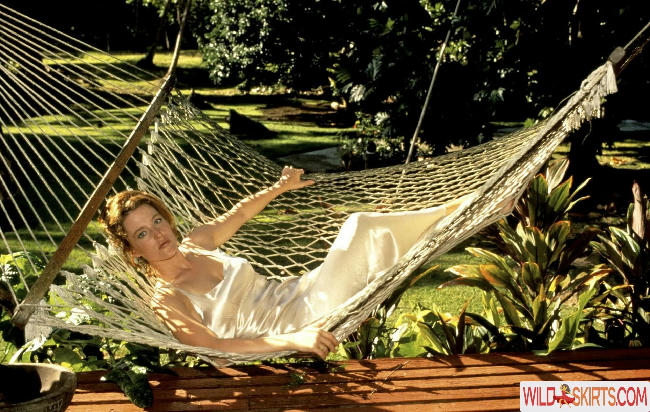 Gillian Anderson / gilliana nude Instagram leaked photo #279