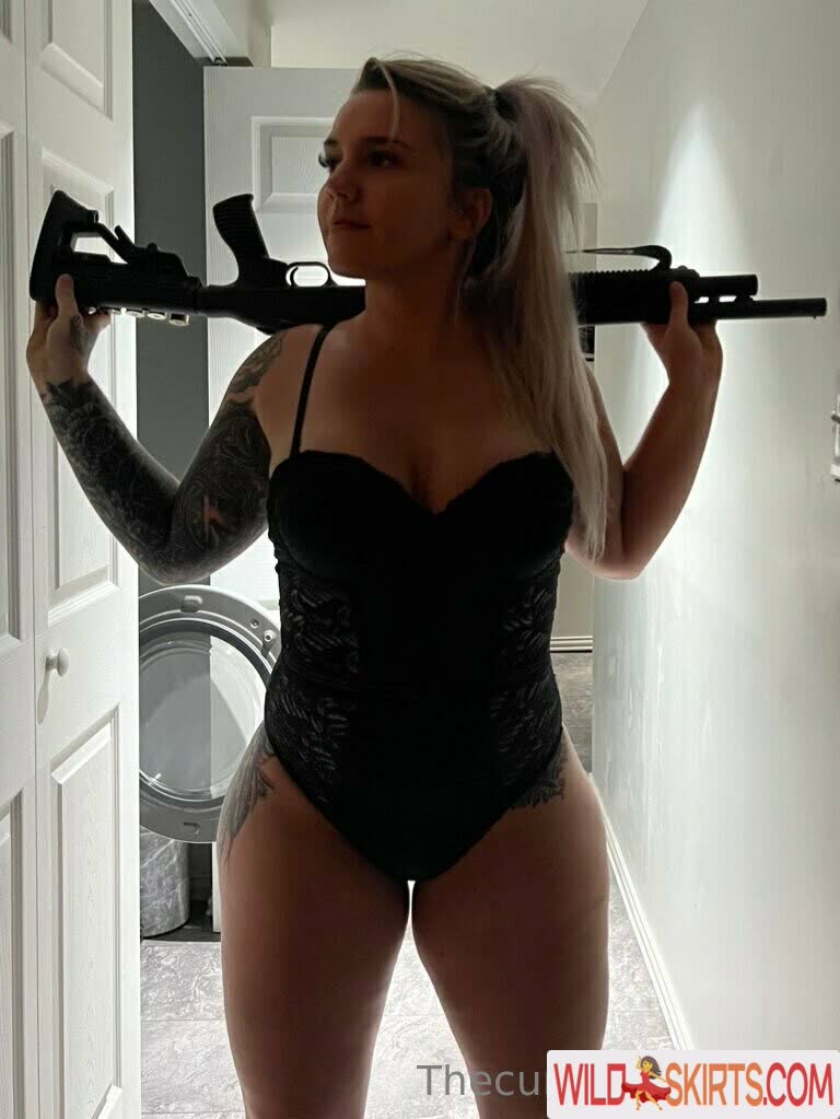 Girls With Guns nude leaked photo #21