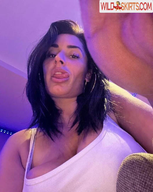 Giulia Daqna / GiuliaDaqnaa / Long-Gas5605 / giuliadaqna nude OnlyFans, Instagram leaked photo #91