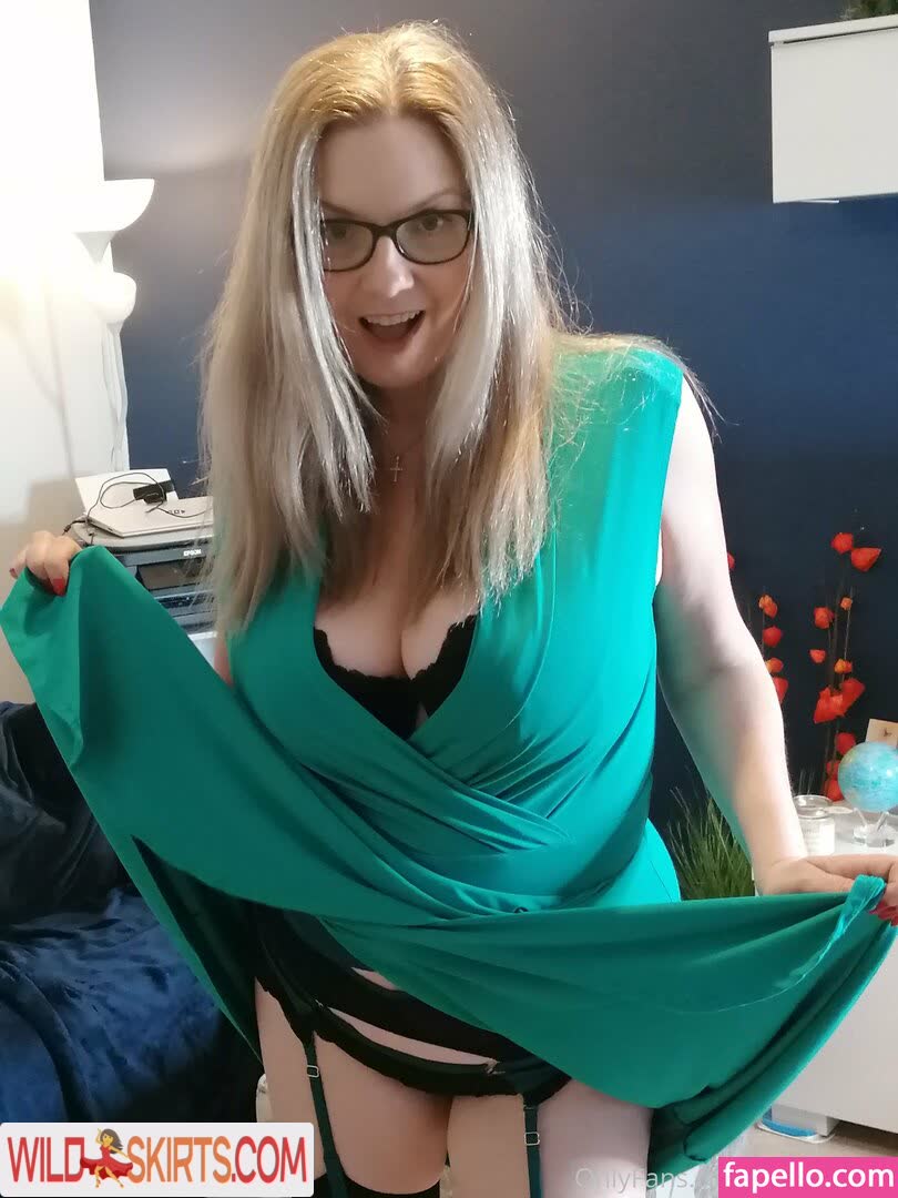 glamgran56 / gingergordonn / glamgran56 nude OnlyFans, Instagram leaked photo #8