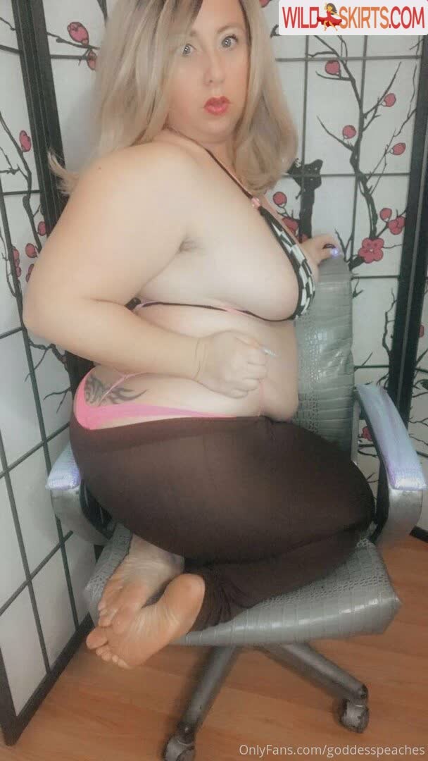 Goddesspeaches nude leaked photo #44