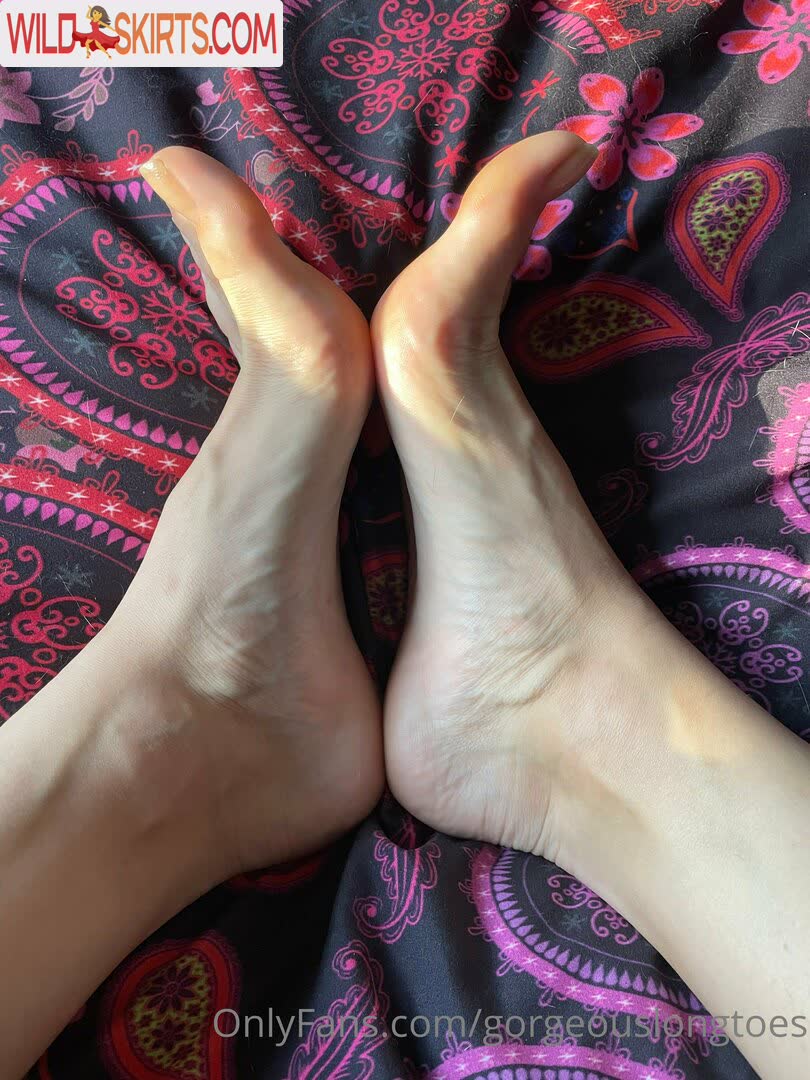 Gorgeouslongtoes nude leaked photo #2