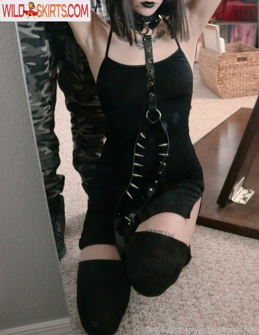 Goth-kitteen.free nude leaked photo #25