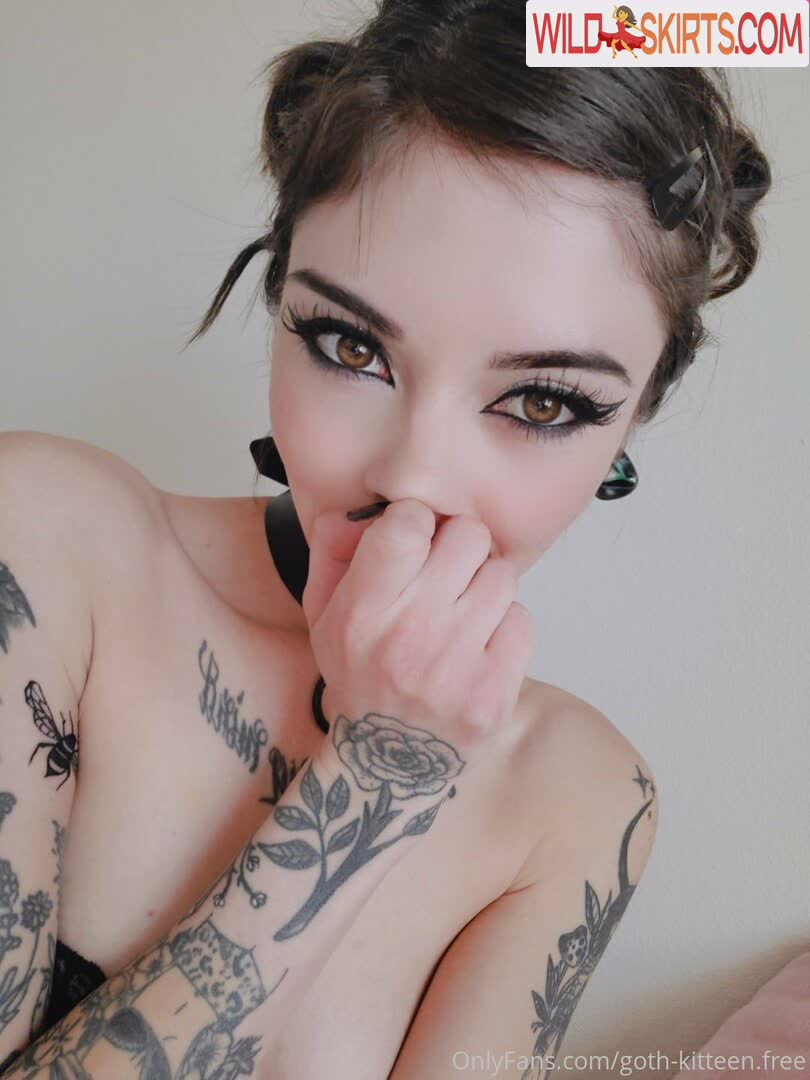 Goth-kitteen.free nude leaked photo #47