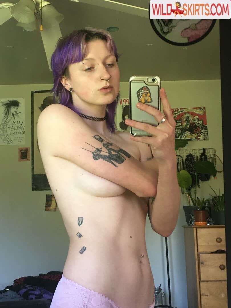 Gothbimboxxx nude leaked photo #29