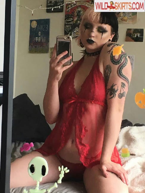 gothbimboxxx nude leaked photo #21