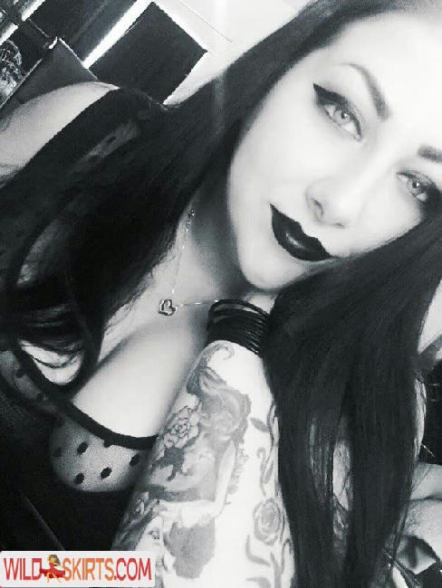 GothFemmeFatale / Goddess Kara / gothfemmefatale nude OnlyFans, Instagram leaked photo #25