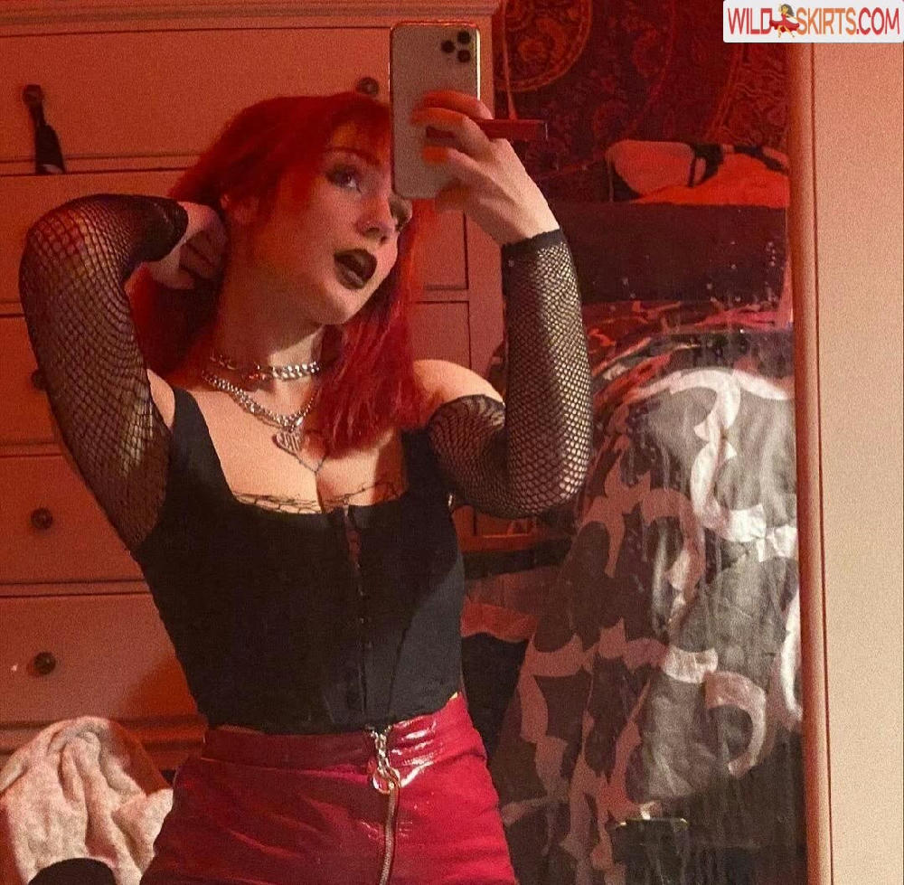 Gothicbratgf / Bloodybunn1e / Ratgirl66 / gothicbratgf nude OnlyFans, Instagram leaked photo #33