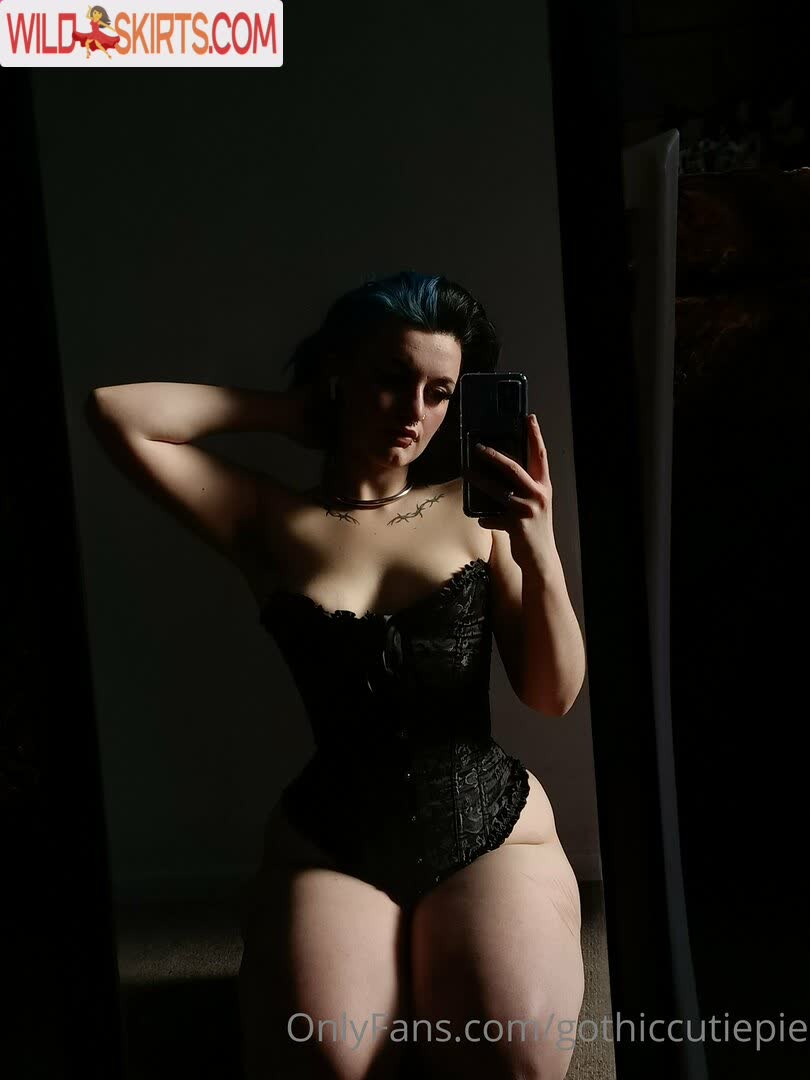 gothiccutiepie nude OnlyFans leaked photo #1