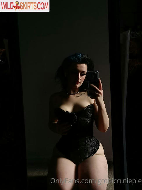 gothiccutiepie nude OnlyFans leaked photo #51