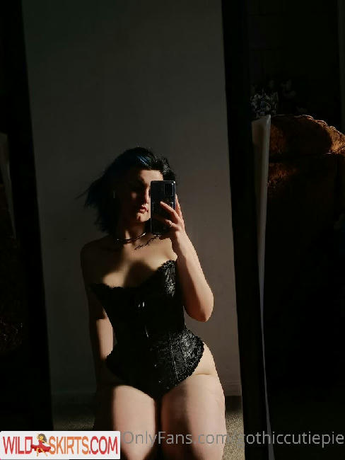 gothiccutiepie nude OnlyFans leaked photo #59