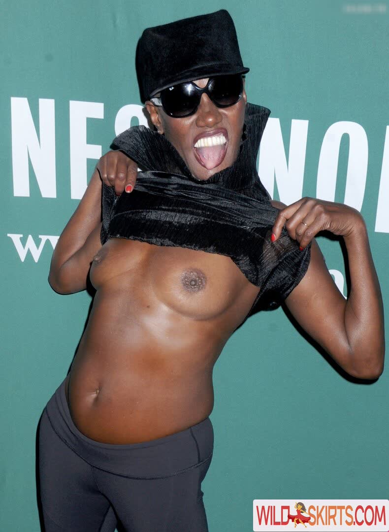 Grace Jones nude leaked photo #8