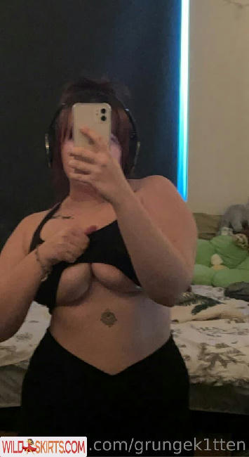 grungek1tten / aesthhgrunge / grungek1tten nude OnlyFans, Instagram leaked photo #137