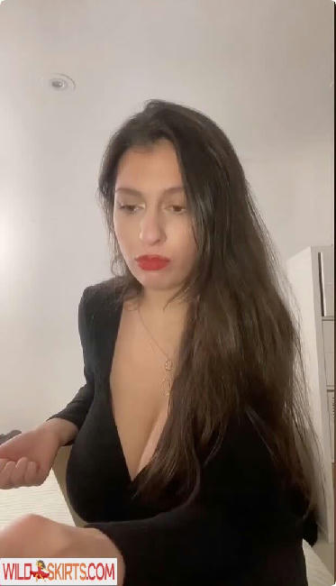 Gulia / g.on.top / giuliadaqna nude OnlyFans, Instagram leaked photo #5