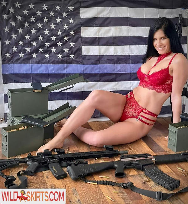 Gun Bunnies / amandashoots nude OnlyFans leaked photo #9