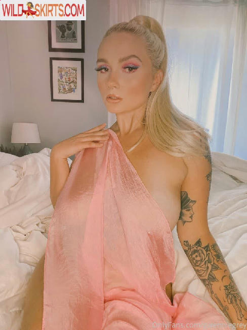 gwenniegrey / Gwennie Grey / gwenniegrey / gwenstefani nude OnlyFans, Instagram leaked photo #11