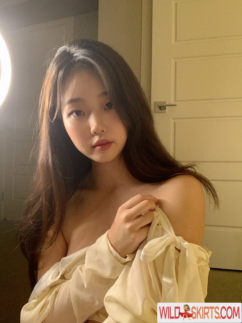 H.yojeong nude leaked photo #10