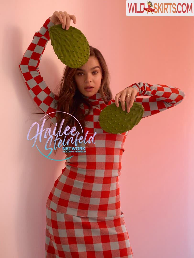 Hailee Steinfeld / haileesteinfeld nude OnlyFans, Instagram leaked photo #2